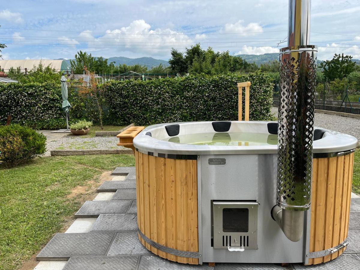 Massa e Cozzile La Cameliaヴィラ エクステリア 写真